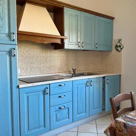 Azzurro Apartment *